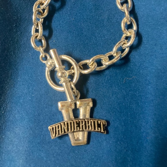 Vanderbilt Jewelry - -- ' - Vanderbilt silver bracelet new!